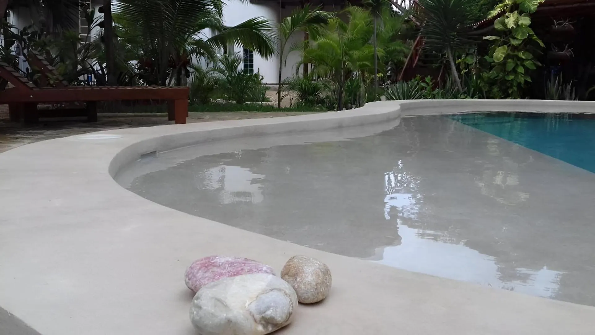 ** Inn Zamunda Garden View Hotel Tulum Mexico