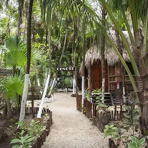 Hotel Maya Y Cenote