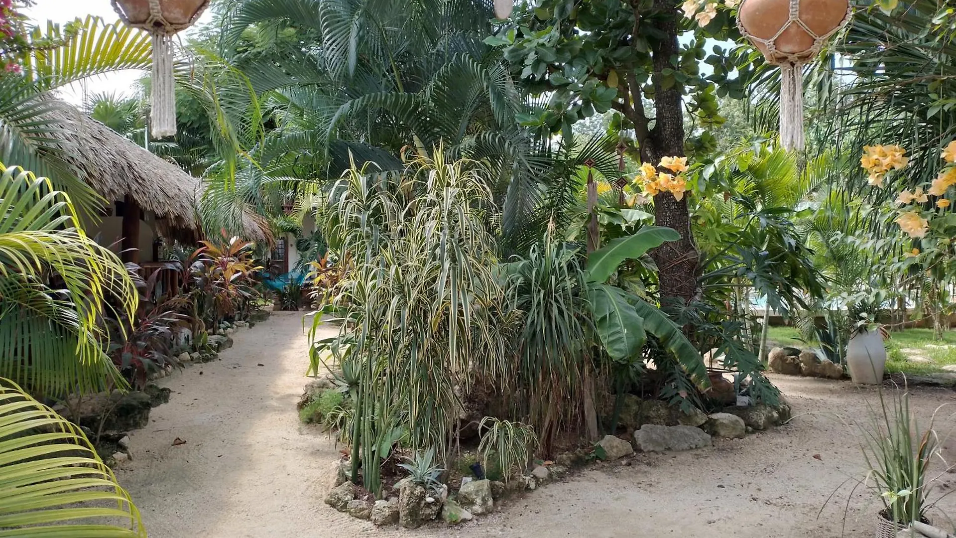 图卢姆 Zamunda Garden View酒店