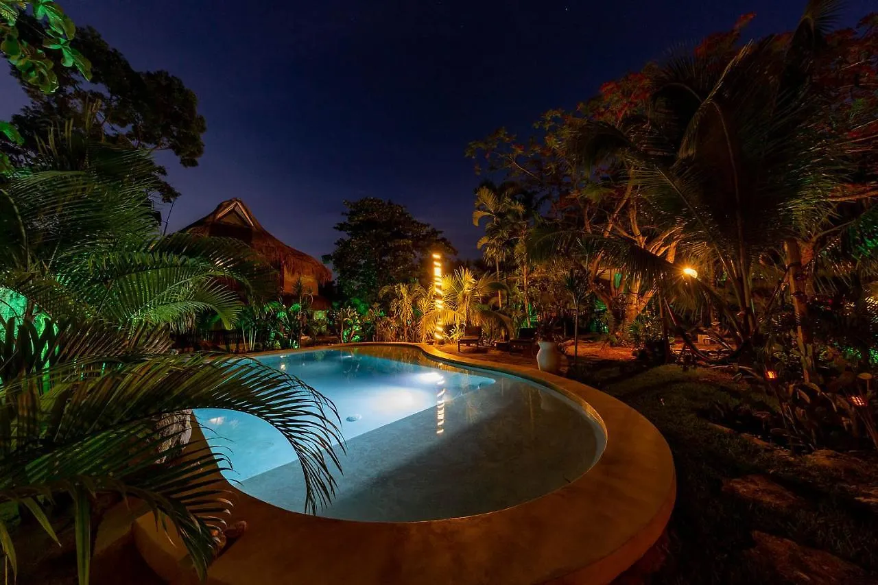 ** Inn Zamunda Garden View Hotel Tulum Mexico